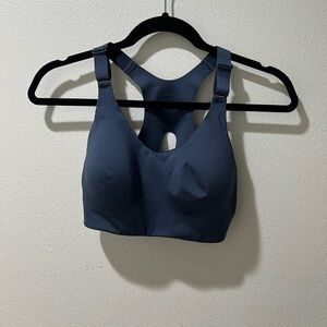 Calia by Carrie Underwood Women's Dark Blue Pullover Sports Bra, size small, EUC